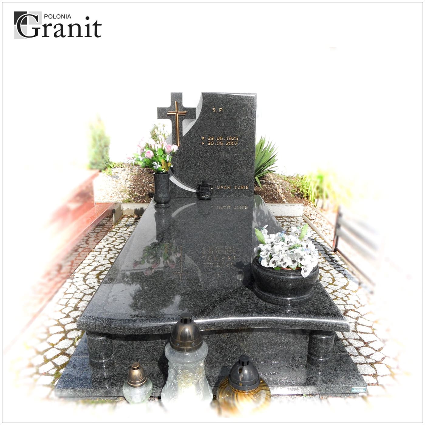 Mauzolea — realizace Polonia Granit č. 16